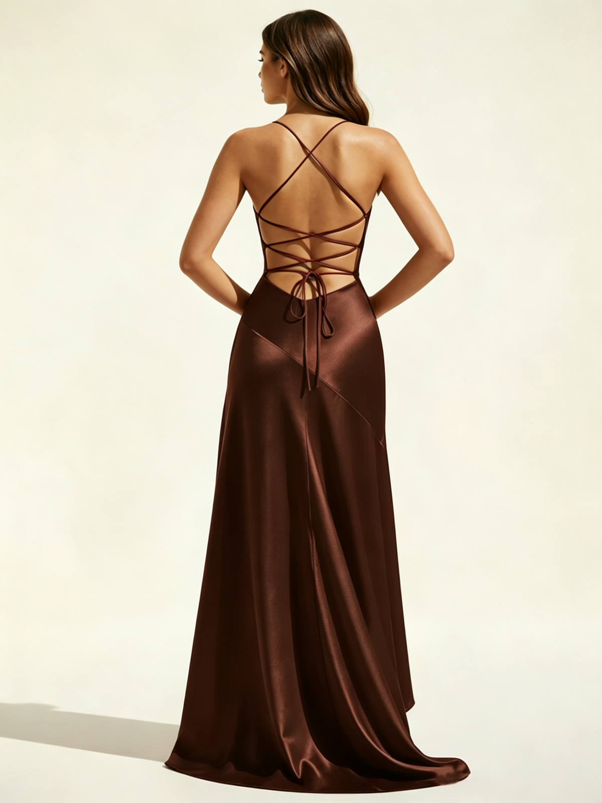 Lace-edged high-waisted strapless backless dress with pleated hem
