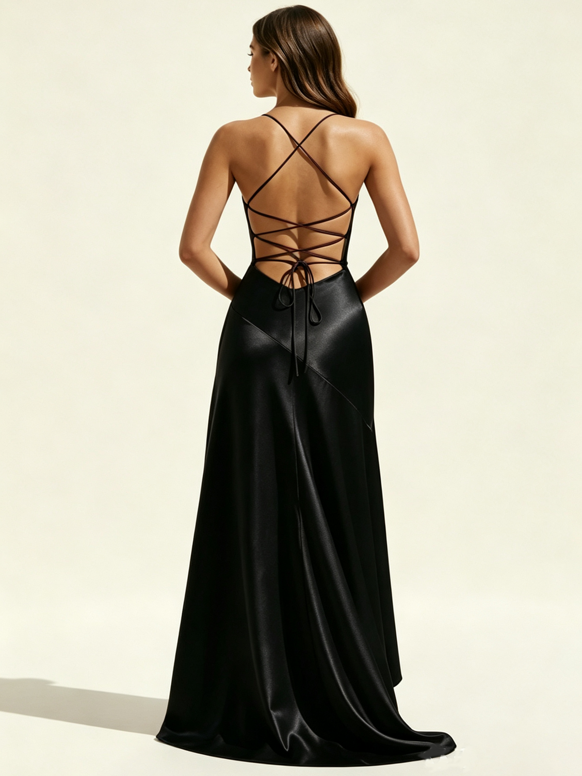 Lace-edged high-waisted strapless backless dress with pleated hem