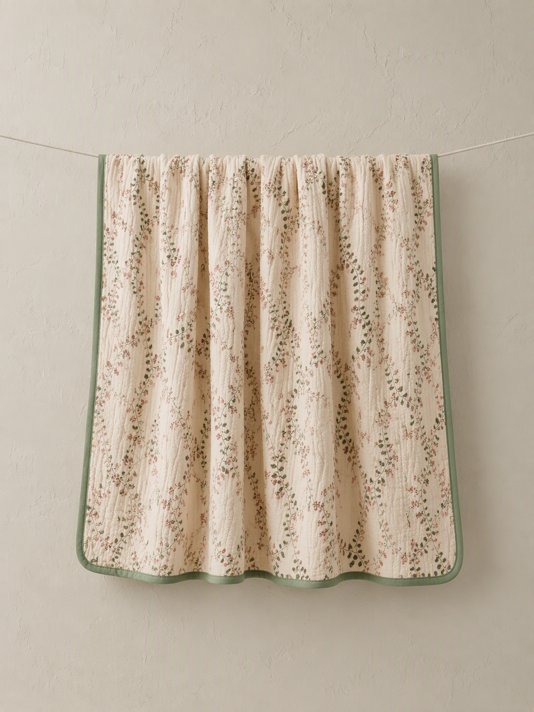 Vintage Floral Vines Quilted Throw Blanket