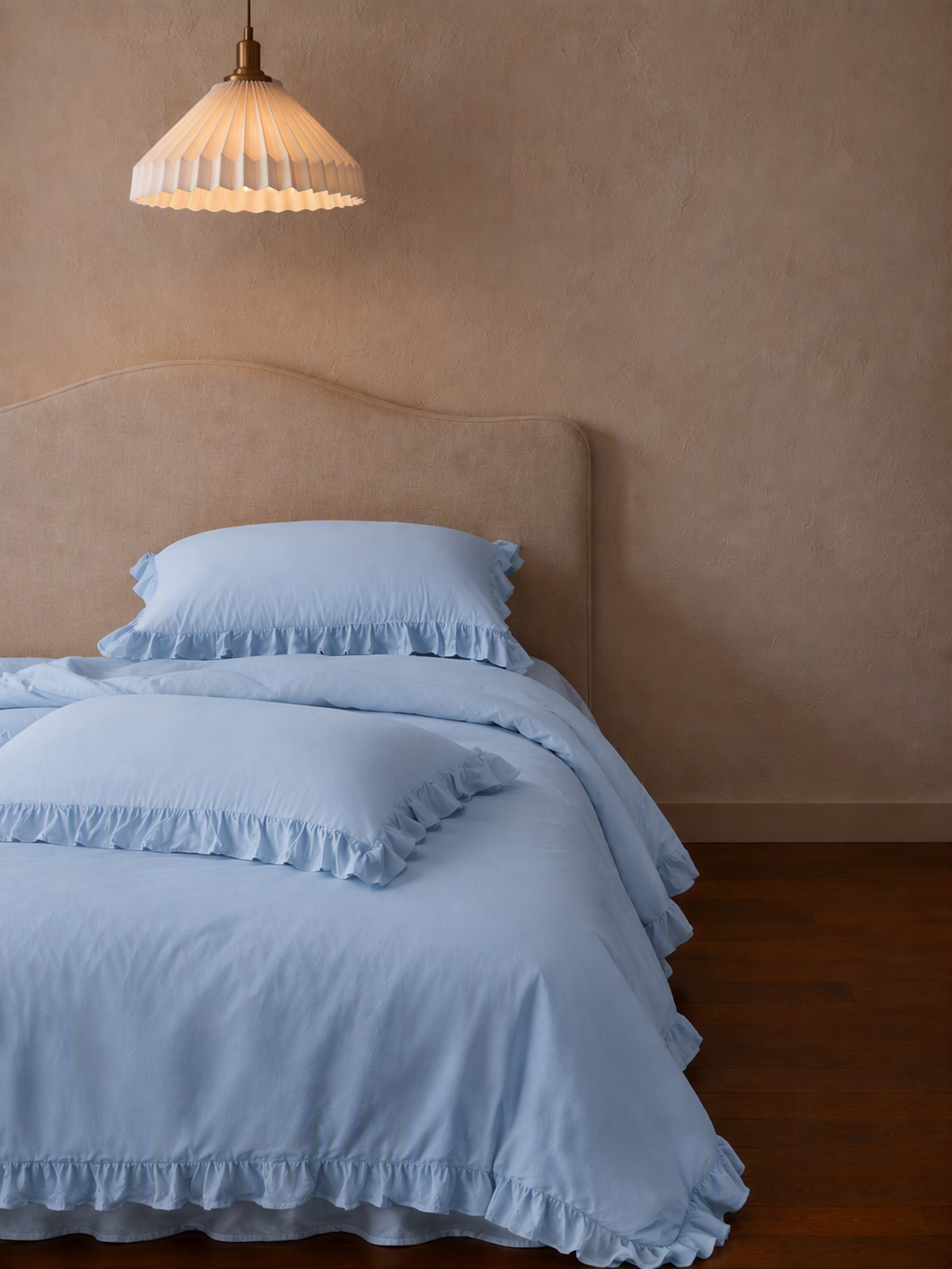 Romantic Ruffle Trim Pure Cotton Bedding Set