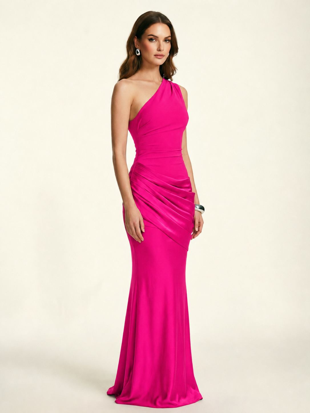 Single-shoulder satin floor-length evening dress