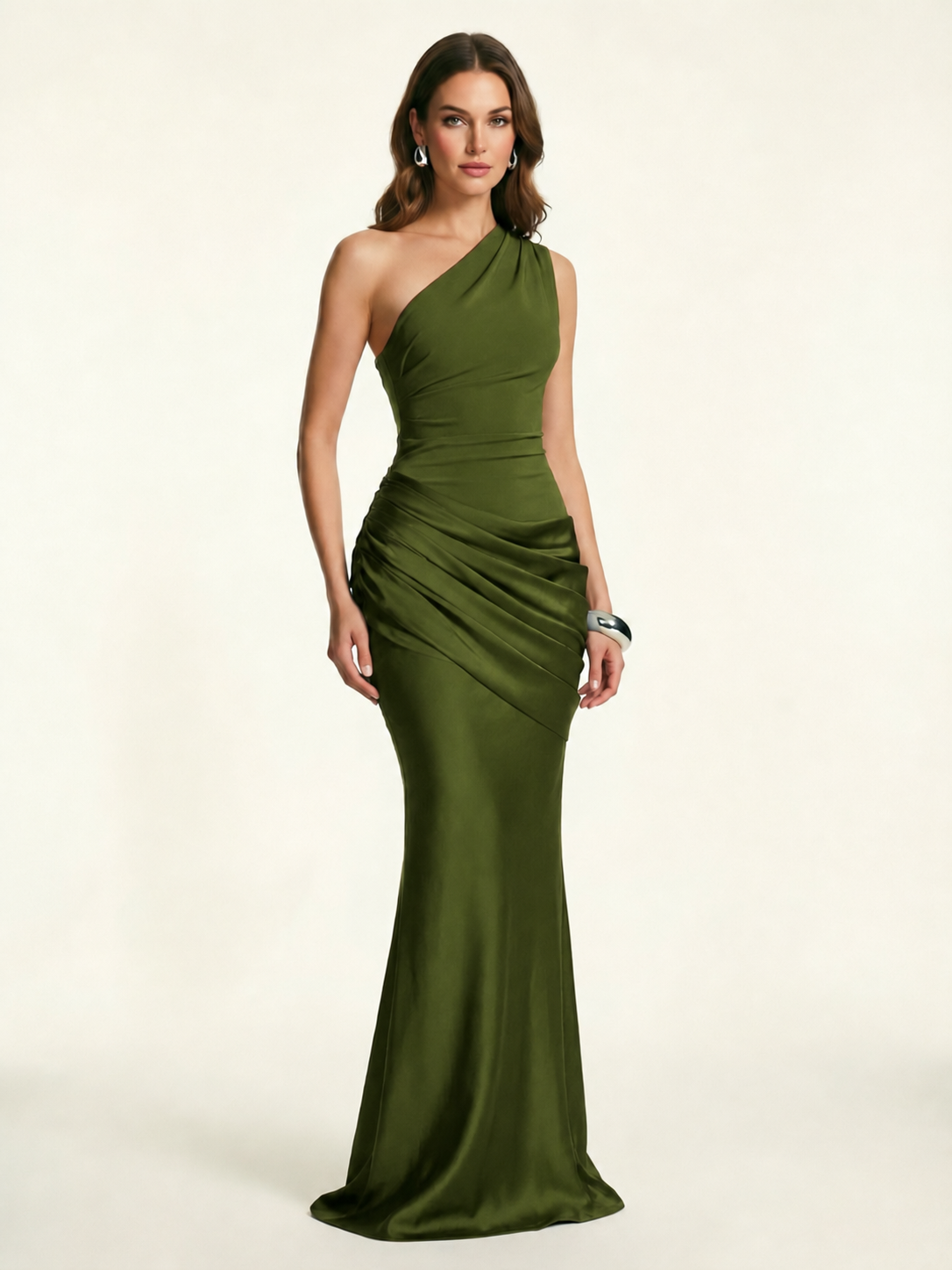 Single-shoulder satin floor-length evening dress