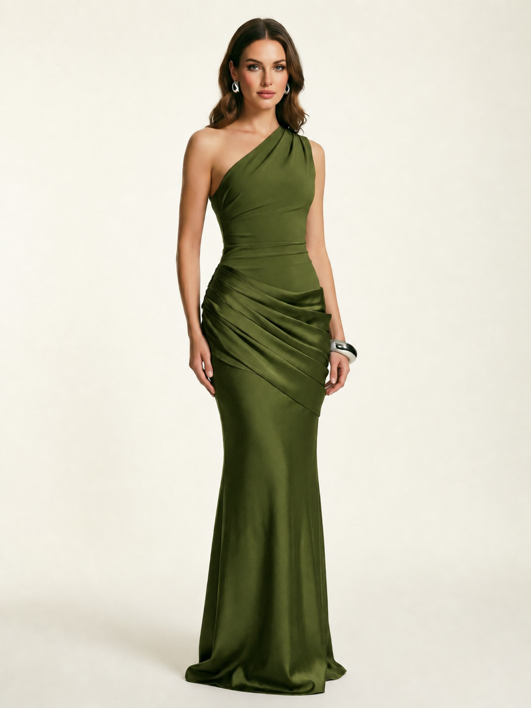 Single-shoulder satin floor-length evening dress