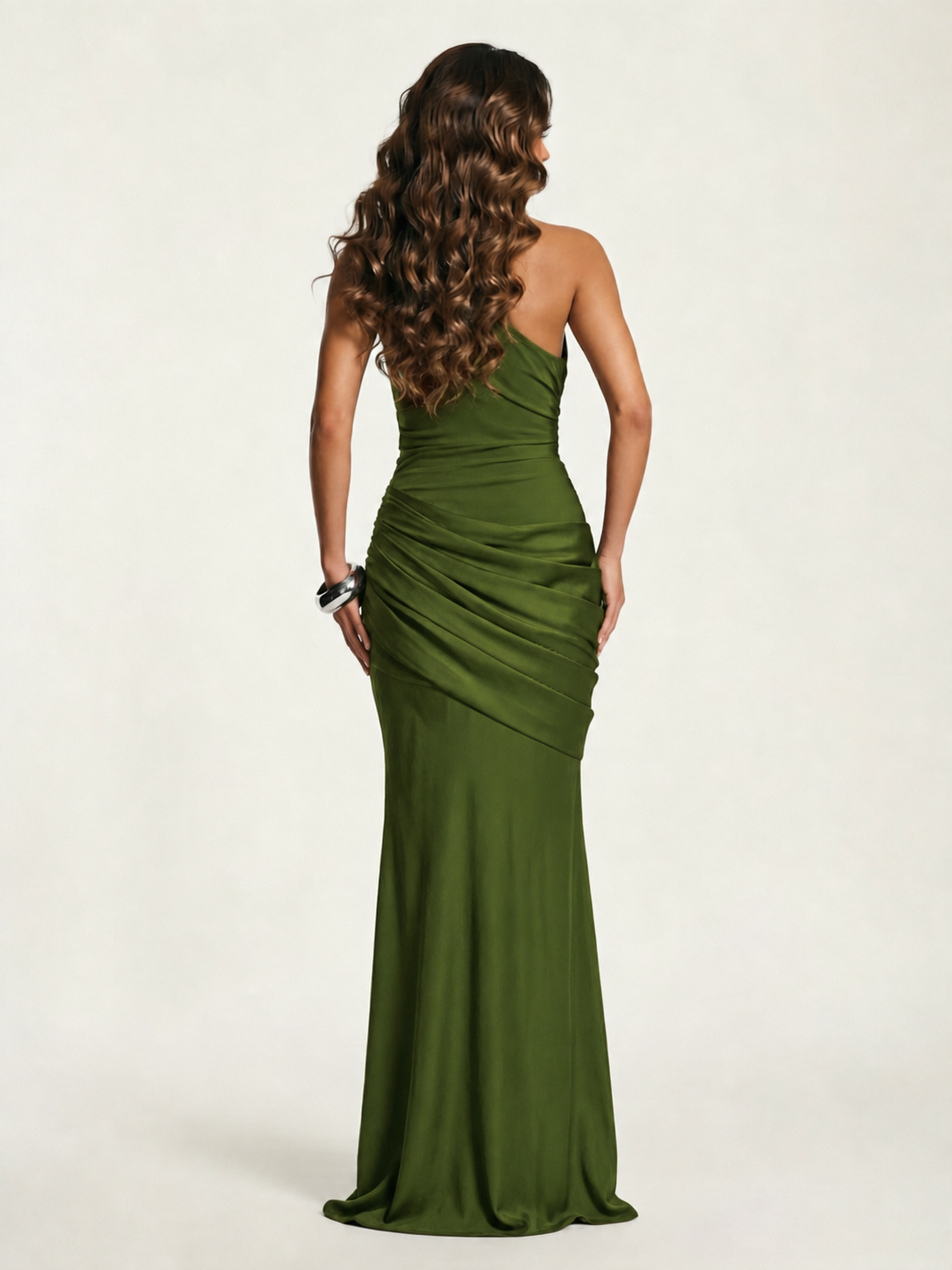 Single-shoulder satin floor-length evening dress