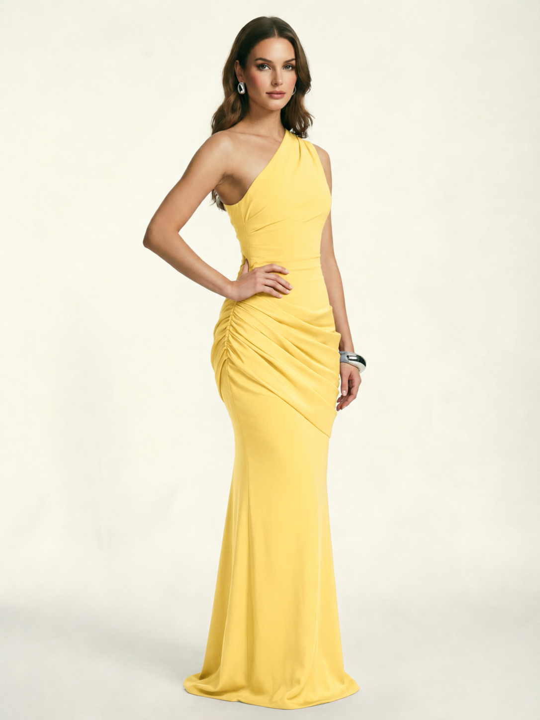Single-shoulder satin floor-length evening dress