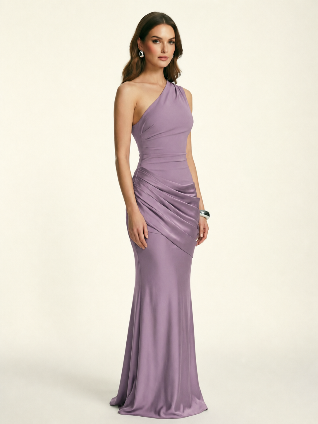 Single-shoulder satin floor-length evening dress