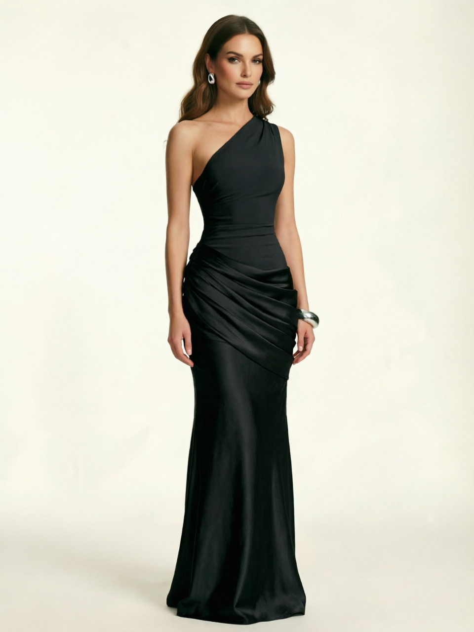 Single-shoulder satin floor-length evening dress