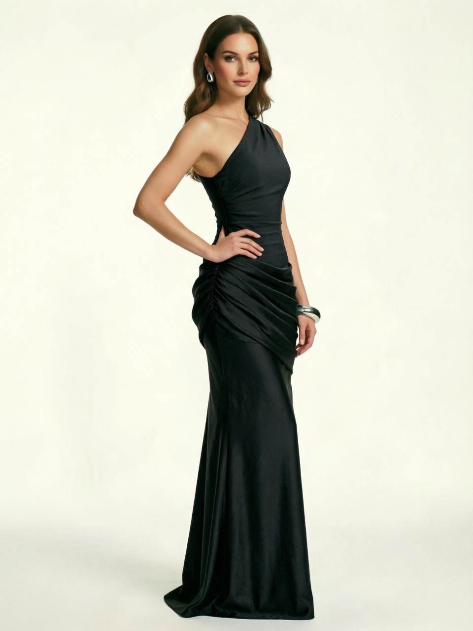 Single-shoulder satin floor-length evening dress
