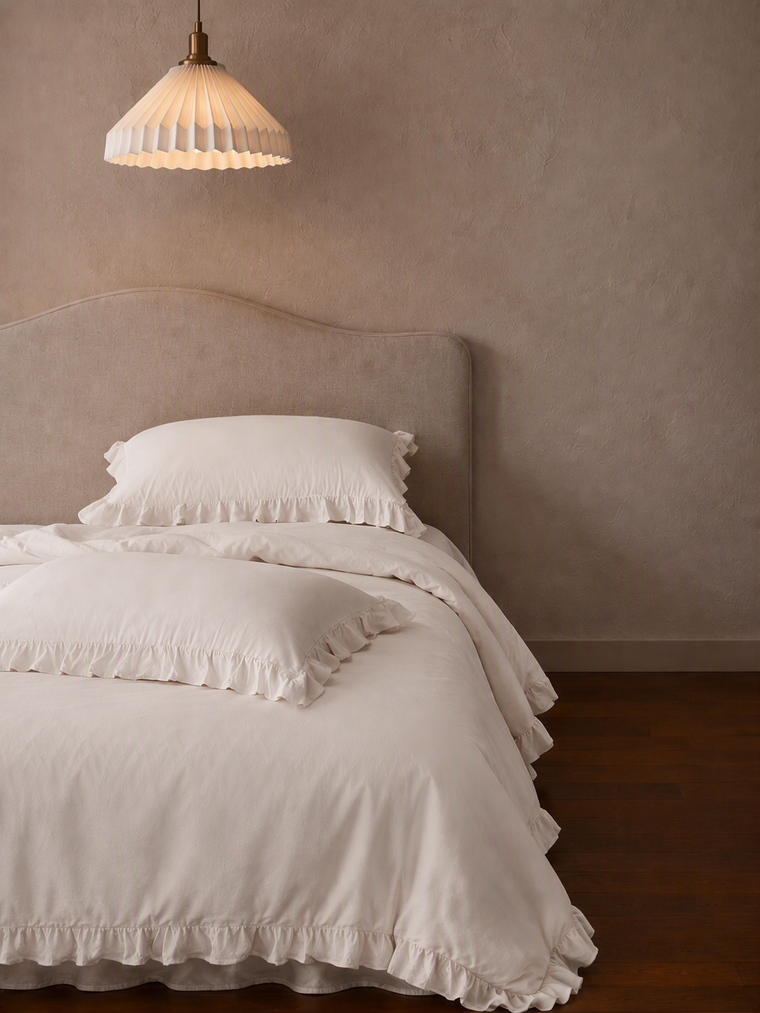 Romantic Ruffle Trim Pure Cotton Bedding Set