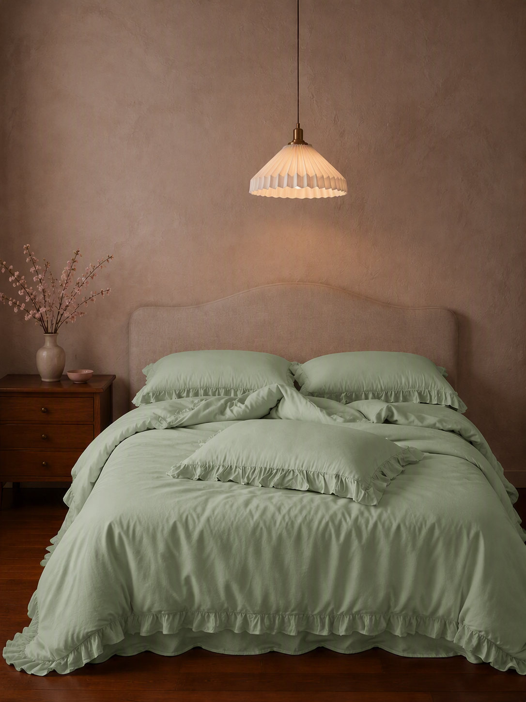 Romantic Ruffle Trim Pure Cotton Bedding Set